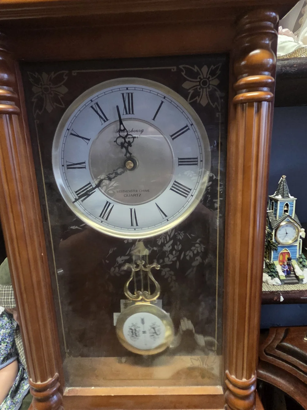 Vintage Howard Miller Victor Wooden Wall Clock #645-623